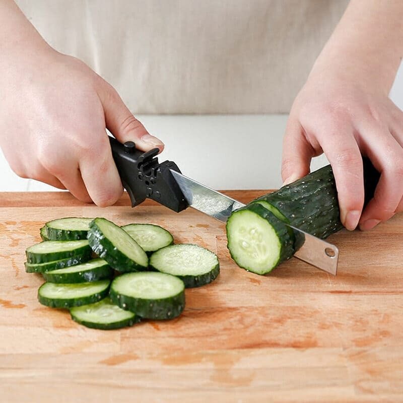 2 in 1 Multifunktions Küchenschere 20 2 in 1 Multifunktions Kuechenschere Messer Schneidebrett In Aktion nur Messer