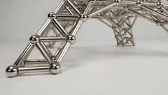 magnetische stangen und kugeln Eiffelturm